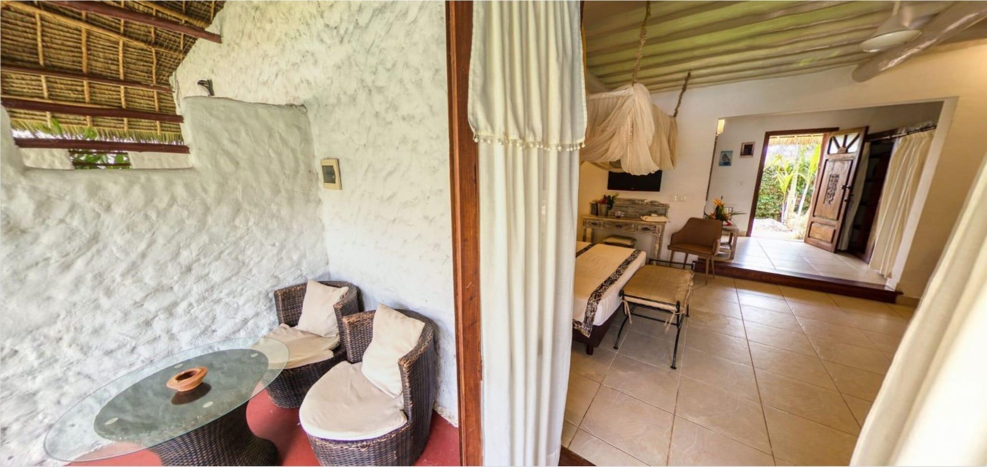 Hotel Karafuu Beach Resort Pingwe Kültér fotó