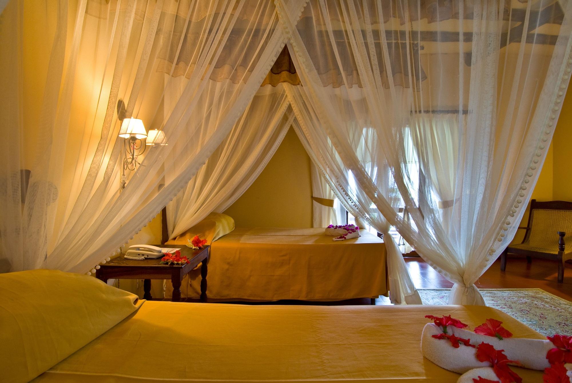 Hotel Karafuu Beach Resort Pingwe Kültér fotó